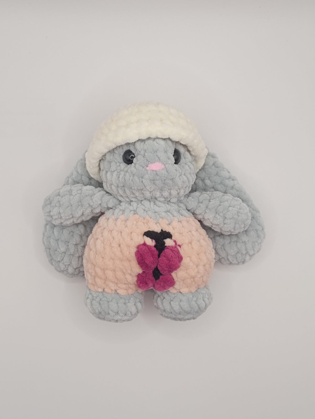 Peluche petit lapin chapeau