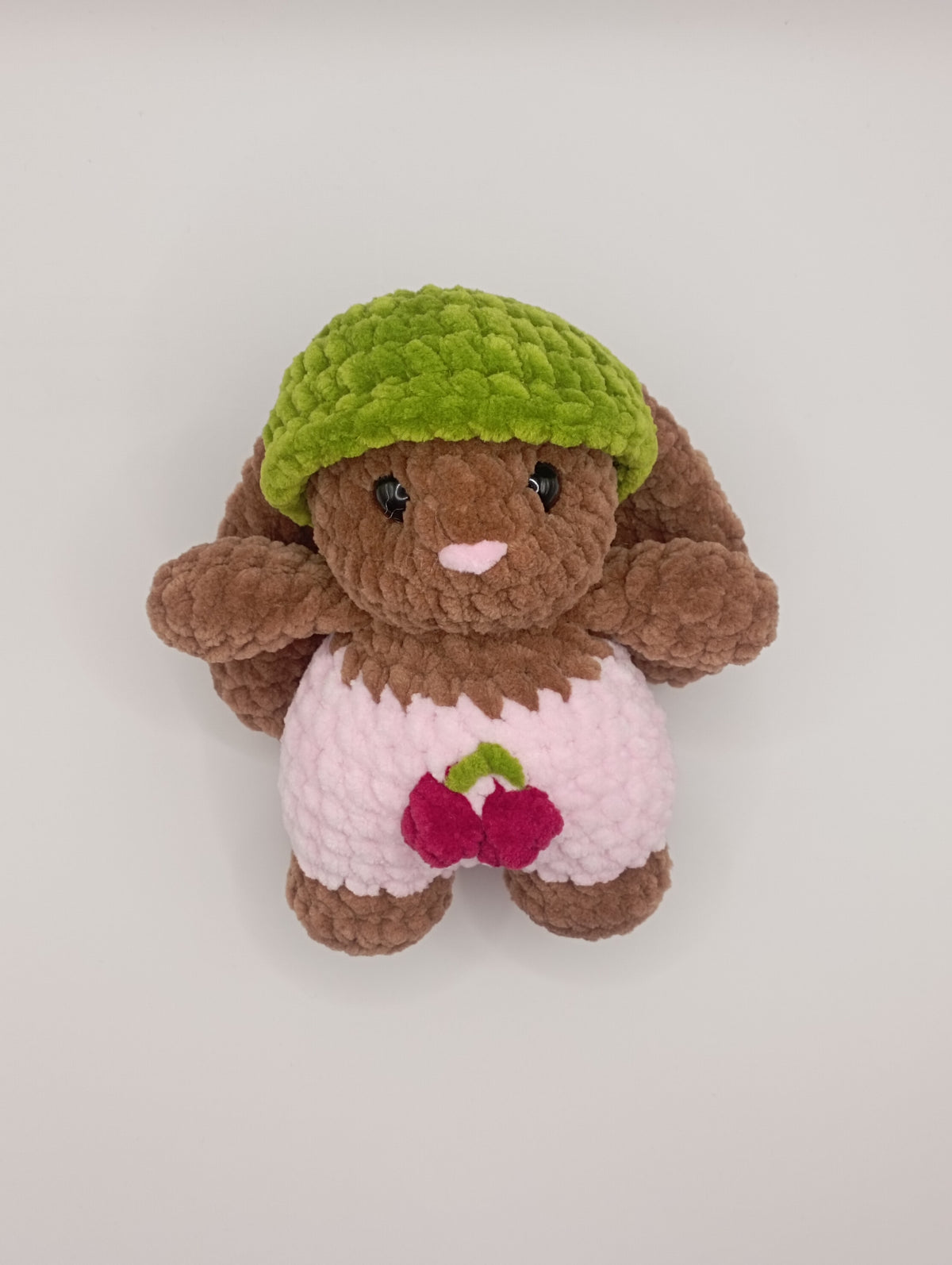 Peluche petit lapin chapeau